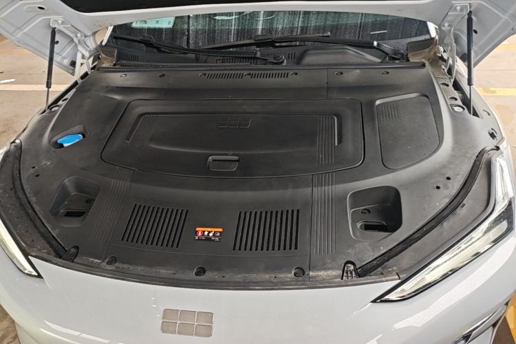 Used Geely Galaxy E8 2024 550 km Range Rear-Wheel-Drive PRO Engine Bay