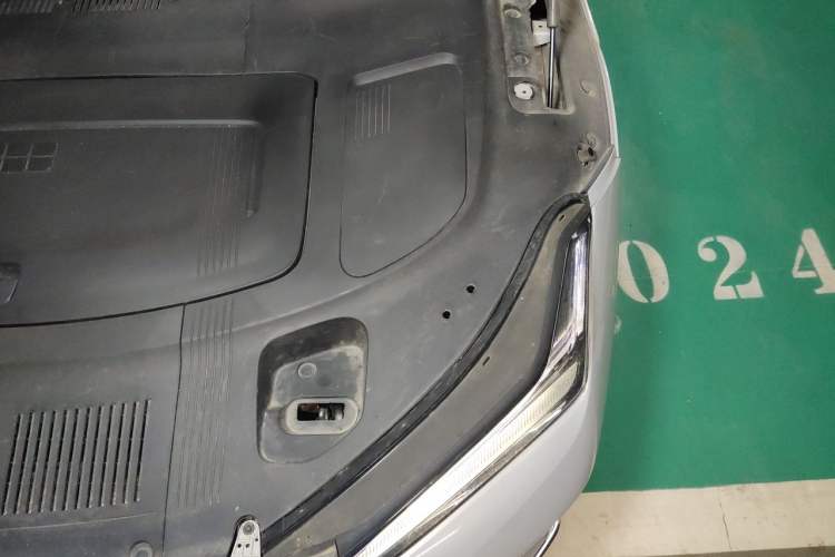 Used Geely Galaxy E8 2024 665 km Range Rear-Drive Starship Long-Range Version Engine Bay Left