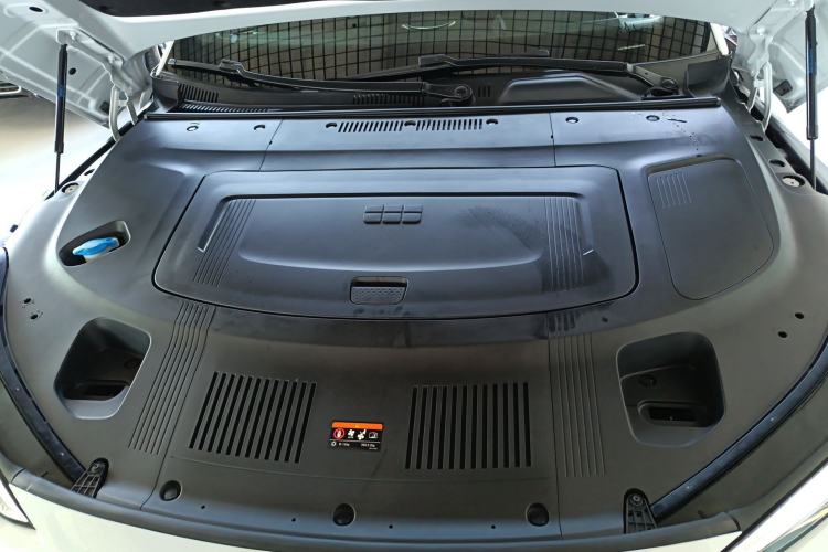 Used Geely Galaxy E8 2024 665 km Range Rear-Drive Starship Long-Range Version Engine Bay
