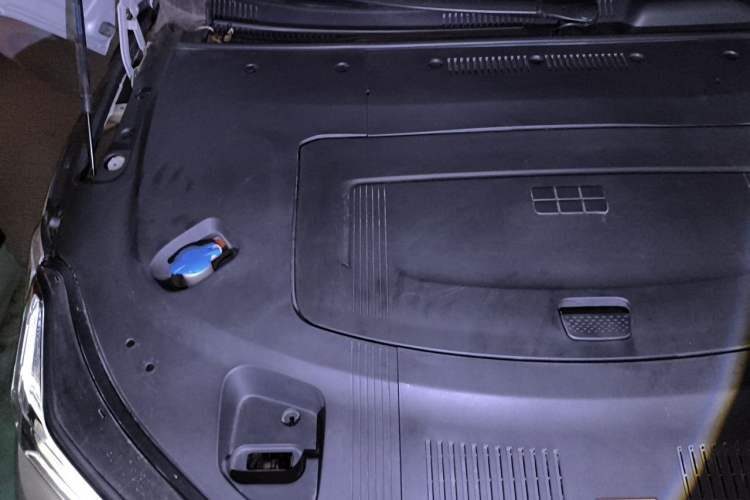 Used Geely Galaxy E8 2024 665 km Range Rear-Drive Starship Long-Range Version Engine Bay Right