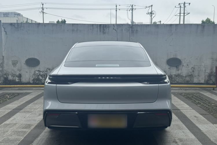 Used Geely Galaxy E8 2024 550 km Range Rear-Drive MAX Exterior 5