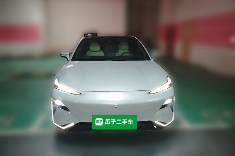 Used Geely Galaxy E8 2024 665 km Range Rear-Drive Starship Long-Range Version Front