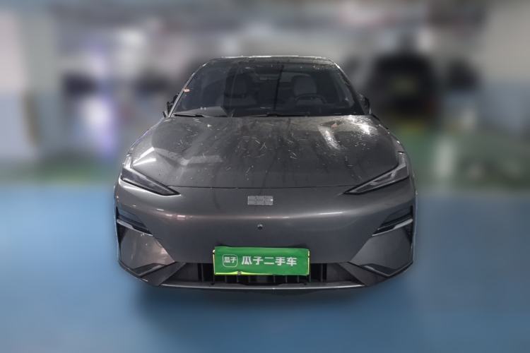 Used Geely Galaxy E8 2024 550 km Range Rear-Drive Dragon Edition Front
