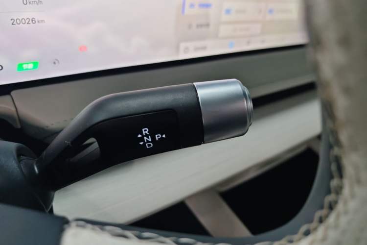 Used Geely Galaxy E8 2024 665 km Range Rear-Drive Starship Long-Range Version Gear Lever