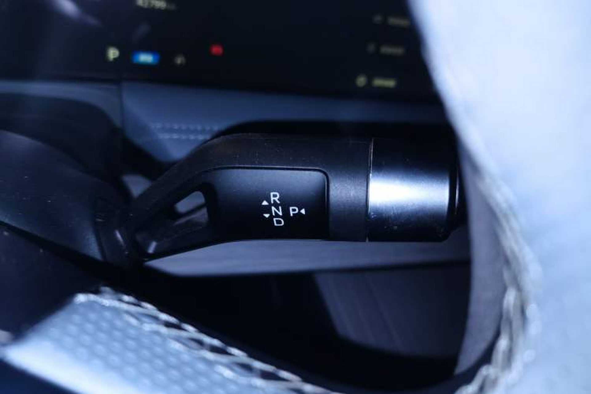 Used Geely Galaxy E8 2024 665 km Range Rear-Drive Starship Long-Range Version Gear Lever