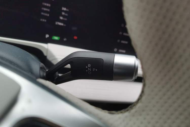 Used Geely Galaxy E8 2024 665 km Range Rear-Drive Starship Long-Range Version Gear Lever