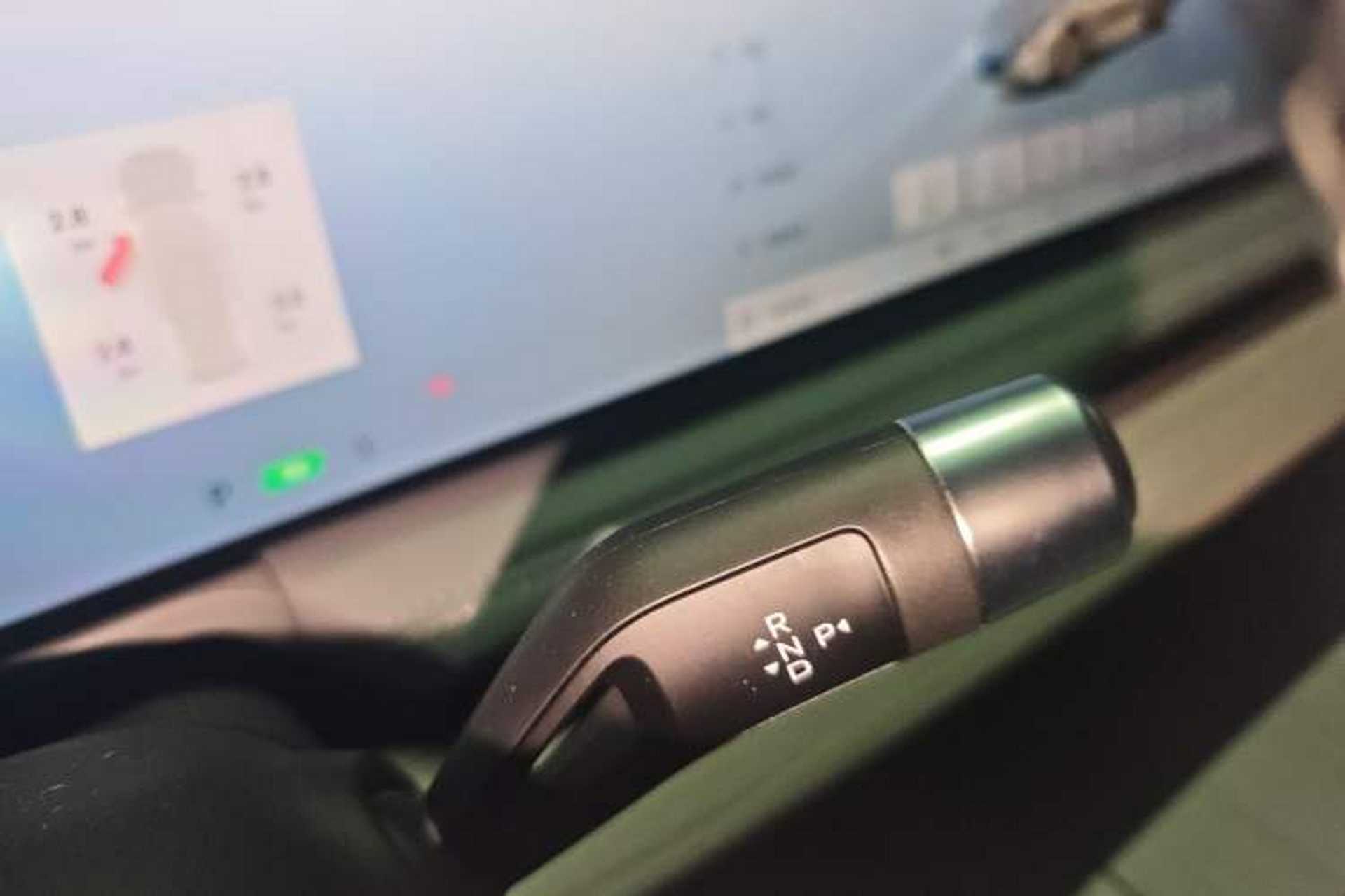 Used Geely Galaxy E8 2024 550 km Range Rear-Drive MAX Gear Lever