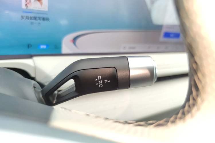 Used Geely Galaxy E8 2024 665 km Range Rear-Drive Starship Long-Range Version Gear Lever