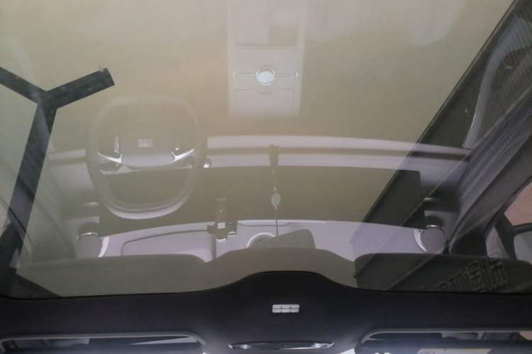 Used Geely Galaxy E8 2024 665 km Range Rear-Drive Starship Intelligent Driving Version Headliner