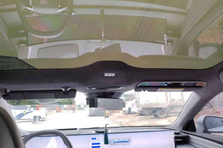 Used Geely Galaxy E8 2024 665 km Range Rear-Drive Starship Long-Range Version Headliner