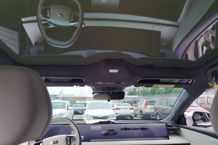 Used Geely Galaxy E8 2024 665 km Range Rear-Drive Starship Long-Range Version Headliner