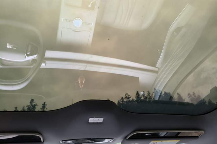 Used Geely Galaxy E8 2024 550 km Range Rear-Drive Dragon Edition Headliner