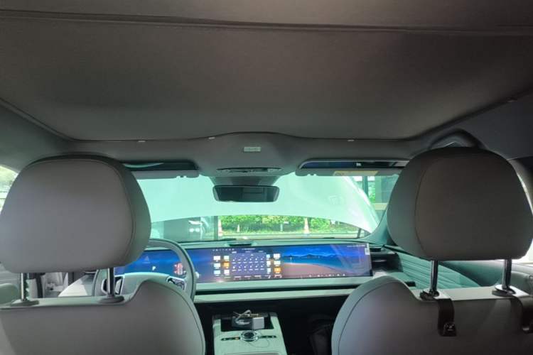 Used Geely Galaxy E8 2024 550 km Range Rear-Drive Dragon Edition Headliner