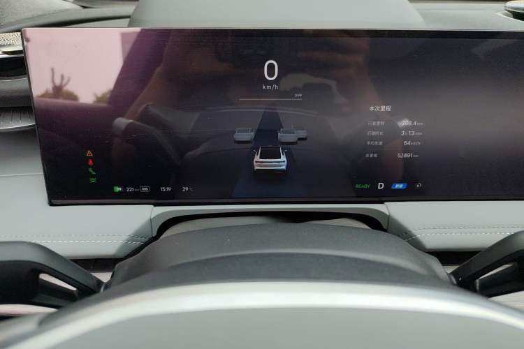 Used Geely Galaxy E8 2024 665 km Range Rear-Drive Starship Long-Range Version Instrument Cluster