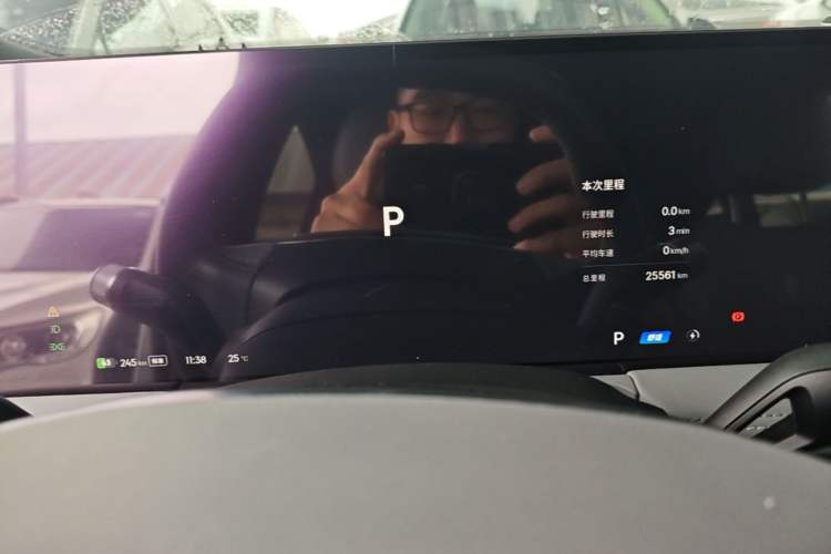 Used Geely Galaxy E8 2024 550 km Range Rear-Wheel-Drive PRO Instrument Cluster