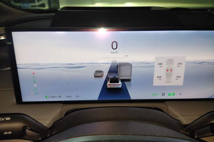 Used Geely Galaxy E8 2024 665 km Range Rear-Drive Starship Long-Range Version Instrument Cluster