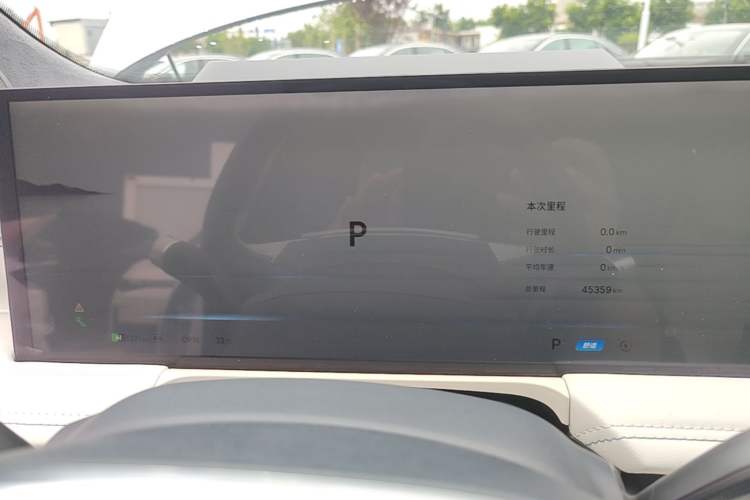 Used Geely Galaxy E8 2024 665 km Range Rear-Drive Starship Long-Range Version Instrument Cluster