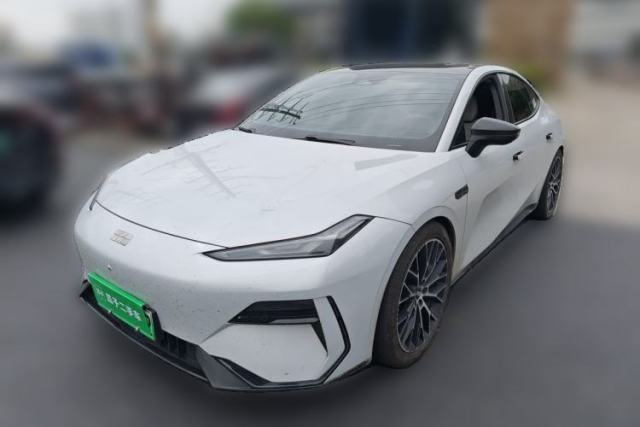 Used Geely Galaxy E8 2024 620 km All-Wheel-Drive Dragon Edition