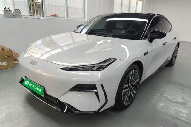 Used Geely Galaxy E8 2024 665 km Range Rear-Drive Starship Long-Range Version