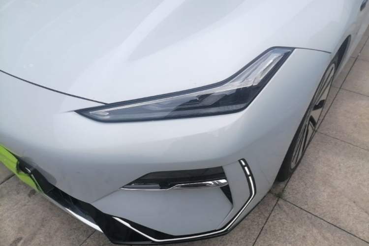 Used Geely Galaxy E8 2024 665 km Range Rear-Drive Starship Intelligent Driving Version Left Front Headlight