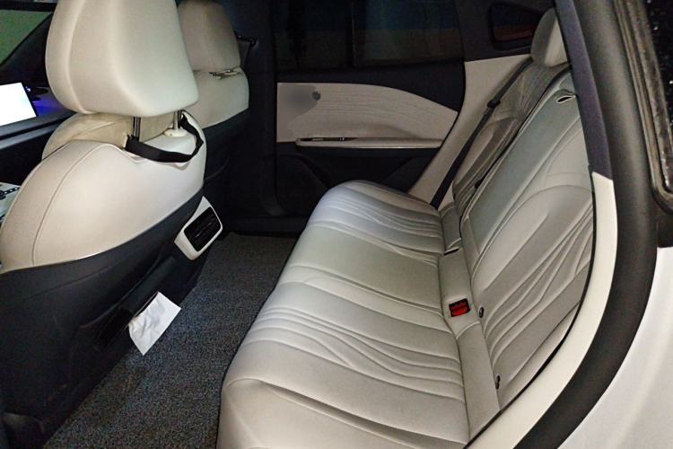 Used Geely Galaxy E8 2024 550 km Range Rear-Drive MAX Left Rear Seat