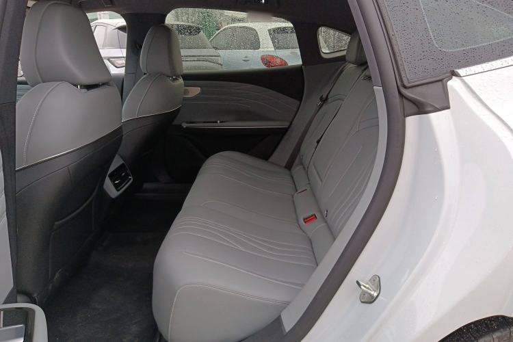 Used Geely Galaxy E8 2024 550 km Range Rear-Drive MAX Left Rear Seat
