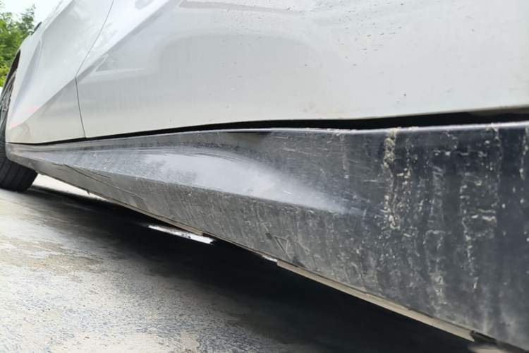 Used Geely Galaxy E8 2024 550 km Range Rear-Drive Dragon Edition Left Side Sill