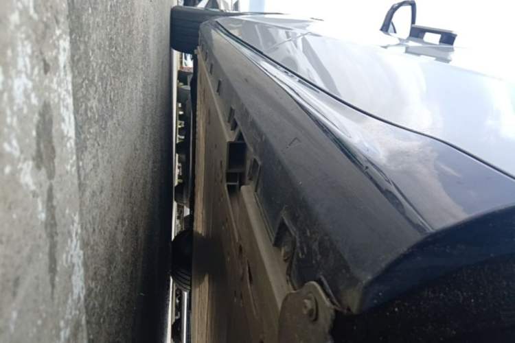 Used Geely Galaxy E8 2024 665 km Range Rear-Drive Starship Long-Range Version Left Side Sill