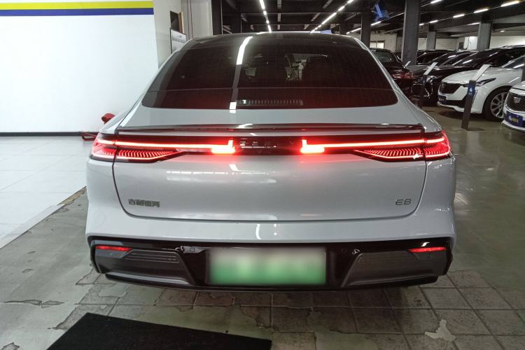Used Geely Galaxy E8 2024 665 km Range Rear-Drive Starship Long-Range Version Rear