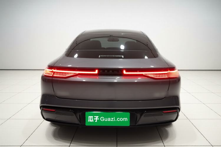 Used Geely Galaxy E8 2024 665 km Range Rear-Drive Starship Long-Range Version Rear