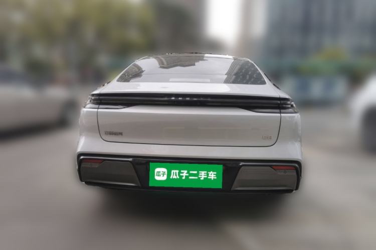 Used Geely Galaxy E8 2024 665 km Range Rear-Drive Starship Long-Range Version Rear