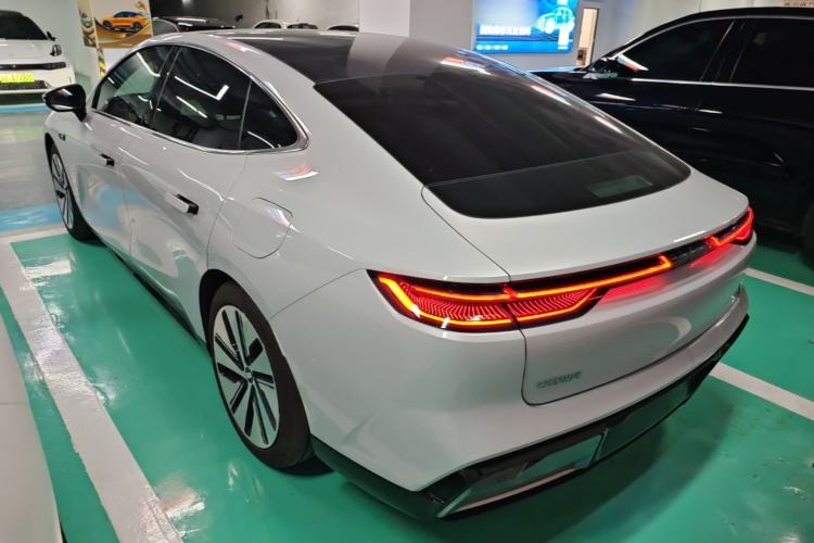 Used Geely Galaxy E8 2024 665 km Range Rear-Drive Starship Long-Range Version Rear Left 45 Deg