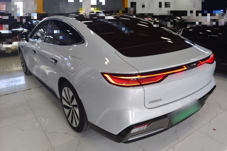 Used Geely Galaxy E8 2024 665 km Range Rear-Drive Starship Long-Range Version Rear Left 45 Deg