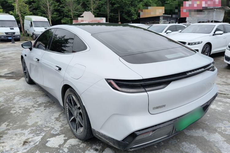 Used Geely Galaxy E8 2024 550 km Range Rear-Drive Dragon Edition Rear Left 45 Deg