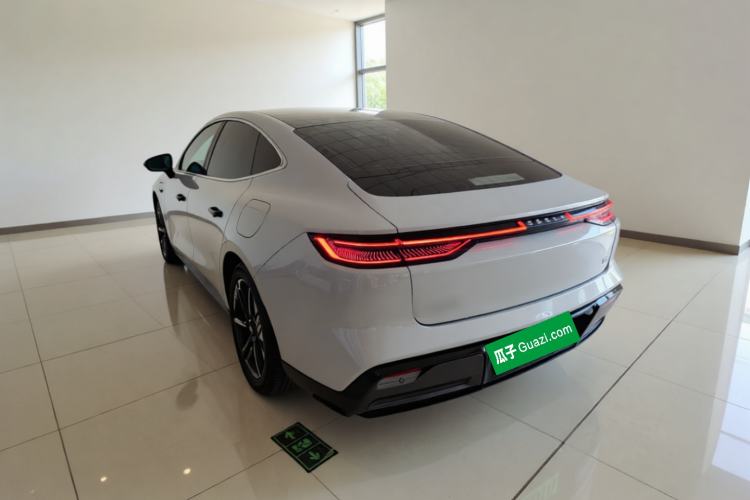 Used Geely Galaxy E8 2024 550 km Range Rear-Drive Dragon Edition Rear Left 45 Deg
