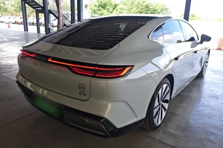 Used Geely Galaxy E8 2024 665 km Range Rear-Drive Starship Long-Range Version Rear Right 45 Deg