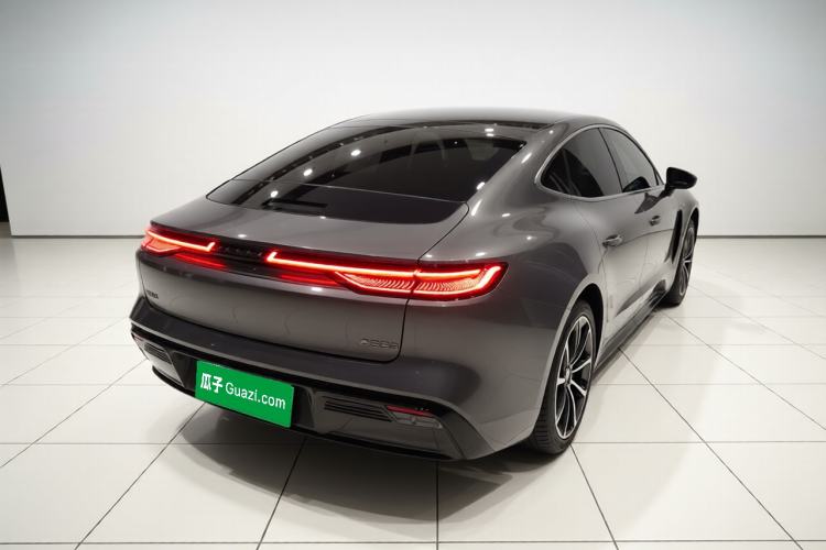 Used Geely Galaxy E8 2024 665 km Range Rear-Drive Starship Long-Range Version Rear Right 45 Deg