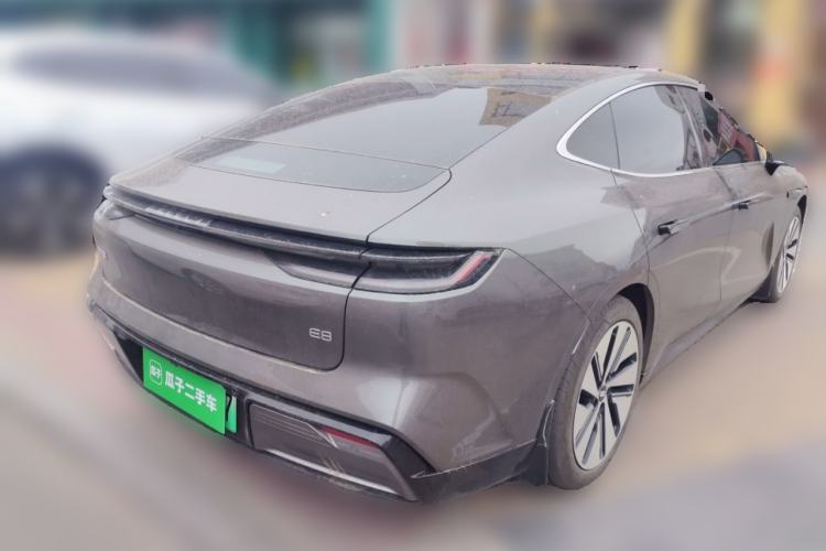 Used Geely Galaxy E8 2024 665 km Range Rear-Drive Starship Long-Range Version Rear Right 45 Deg