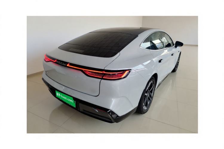 Used Geely Galaxy E8 2024 550 km Range Rear-Drive Dragon Edition Rear Right 45 Deg