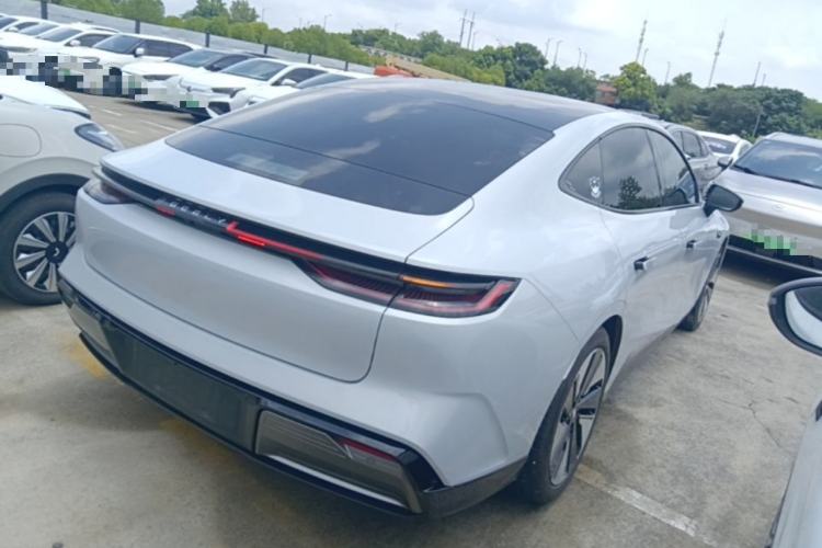 Used Geely Galaxy E8 2024 665 km Range Rear-Drive Starship Long-Range Version Rear Right 45 Deg