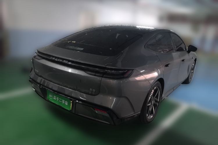 Used Geely Galaxy E8 2024 550 km Range Rear-Drive Dragon Edition Rear Right 45 Deg