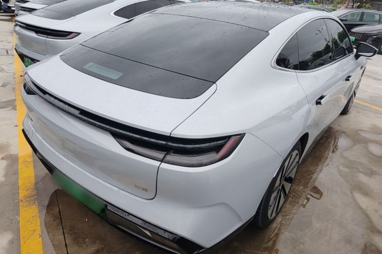 Used Geely Galaxy E8 2024 665 km Range Rear-Drive Starship Long-Range Version Rear Right 45 Deg