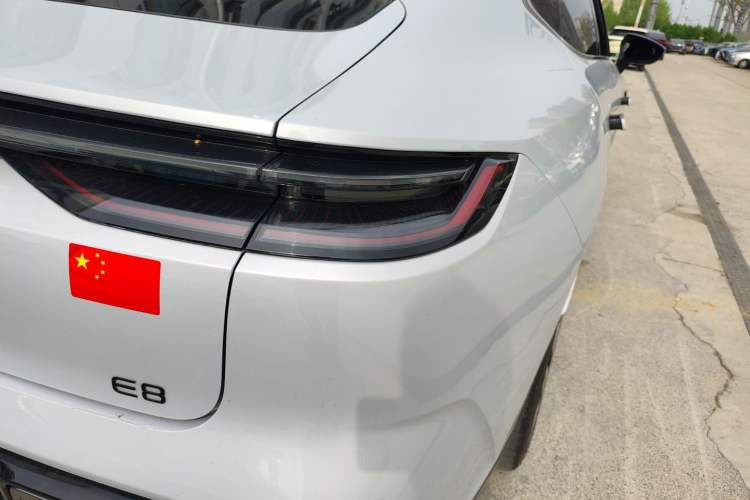 Used Geely Galaxy E8 2024 665 km Range Rear-Drive Starship Long-Range Version Right Rear Taillight
