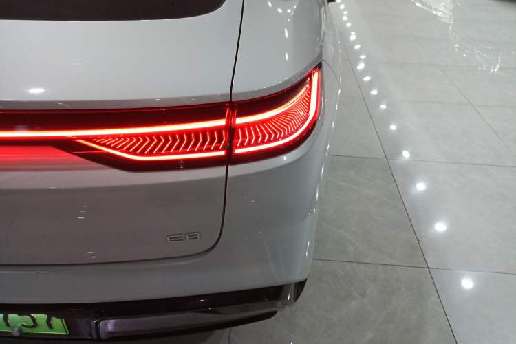 Used Geely Galaxy E8 2024 550 km Range Rear-Drive MAX Right Rear Taillight