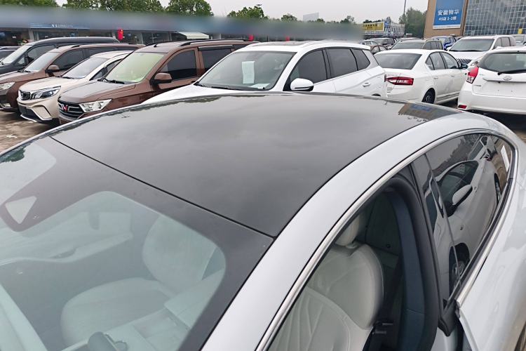 Used Geely Galaxy E8 2024 665 km Range Rear-Drive Starship Long-Range Version Roof