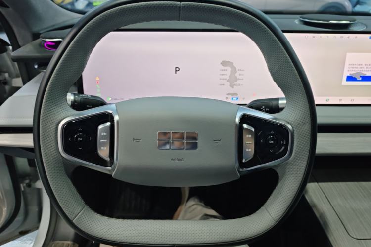 Used Geely Galaxy E8 2024 550 km Range Rear-Drive MAX Steering Wheel