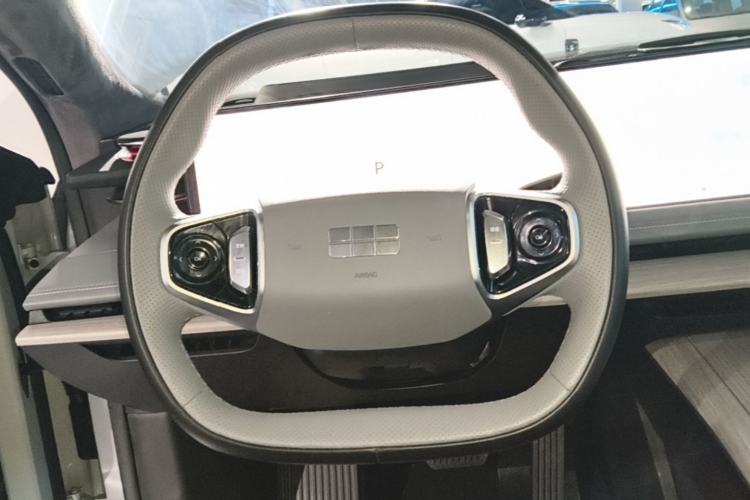 Used Geely Galaxy E8 2024 550 km Range Rear-Drive MAX Steering Wheel
