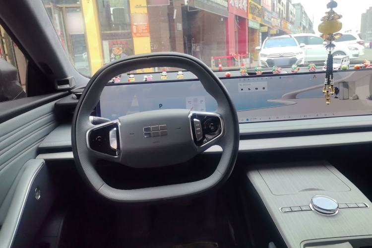 Used Geely Galaxy E8 2024 665 km Range Rear-Drive Starship Long-Range Version Steering Wheel