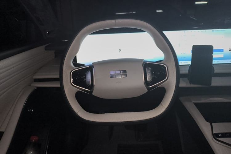 Used Geely Galaxy E8 2024 665 km Range Rear-Drive Starship Long-Range Version Steering Wheel