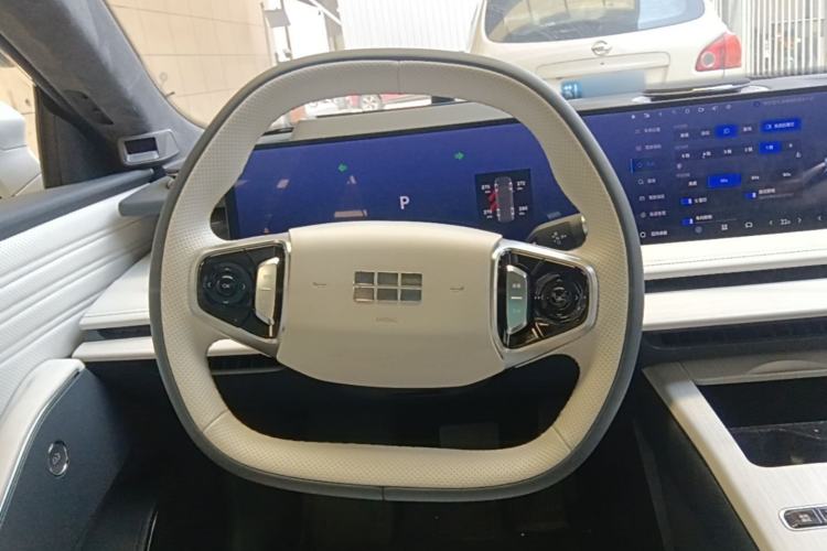Used Geely Galaxy E8 2024 665 km Range Rear-Drive Starship Long-Range Version Steering Wheel